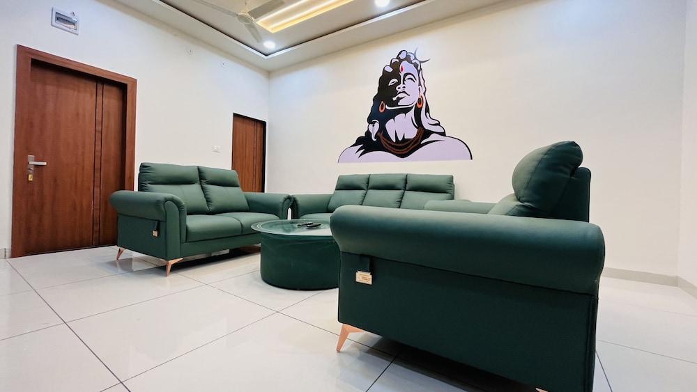 Home Escape Luxe
