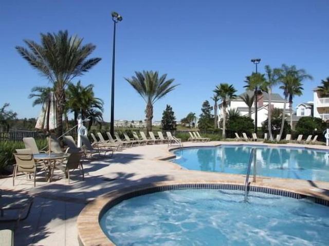 أو في 2134 - ريونيون ريزورت - 3 بد رومز 3 باث رومز فيلا