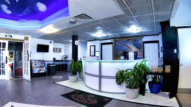 آر نايت ستار إن آند سويت