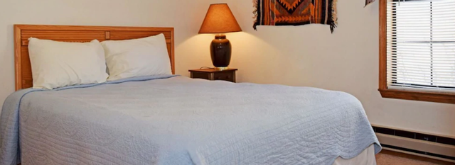 Riverbend_townhouse_02_deluxe