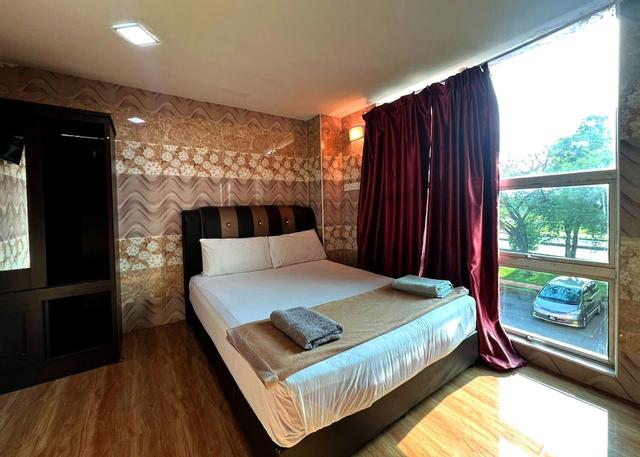 بوترا هايتس نيو ويف هوتل