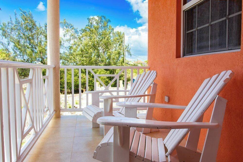 بيست إي فيلاز بروفيدنس