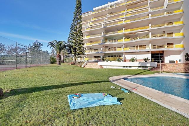 AL Charb in Vilamoura