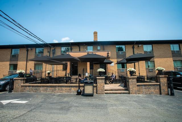 هولاند هوتل فري باركينج جيرسي سيتي