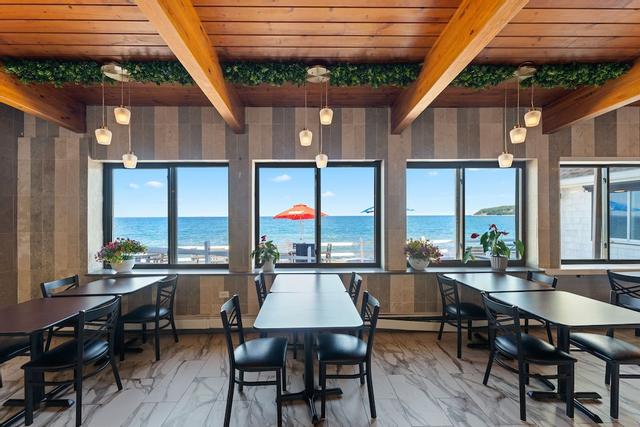 بيلجريم ساندز أون لونج بيتش