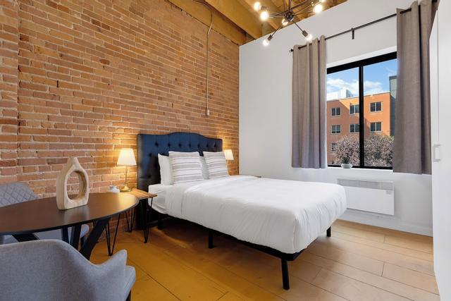 ذا ليتل برينس رومز أولد مونتريال