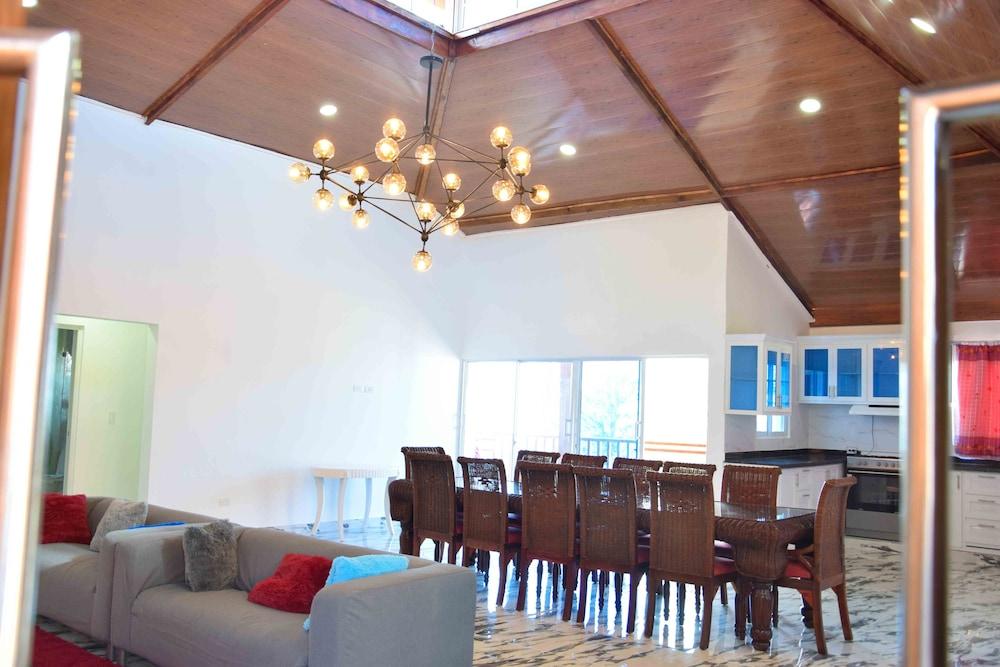 لوس ألتوس دو كونستانزا