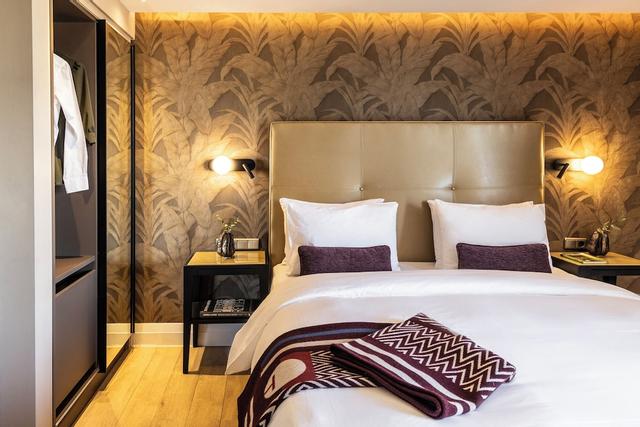 ذا واي هوتل