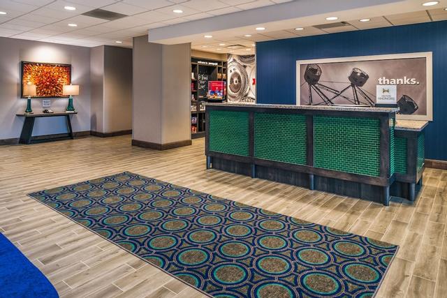 هامبتون إن باراجولد