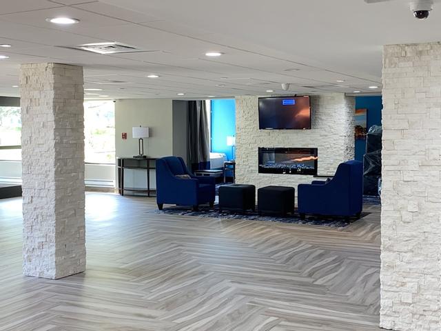 كومفرت إن تشيكاجو سشاومبورج - أوهير ايربورت