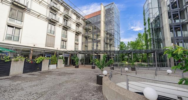 بلازا إن ستوتجارت ديتزينجن