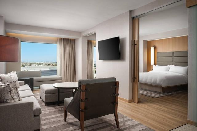 إيه سي هوتل باي ماريوت فينيكس داون تاون