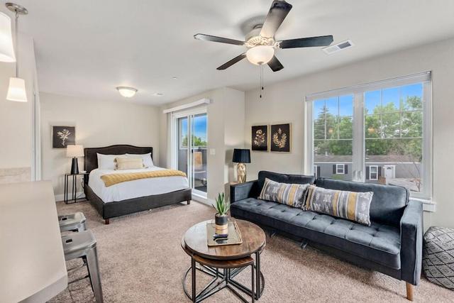 شقة إستوديو عصرية – مشمسة، وأنيقة، وفسيحة