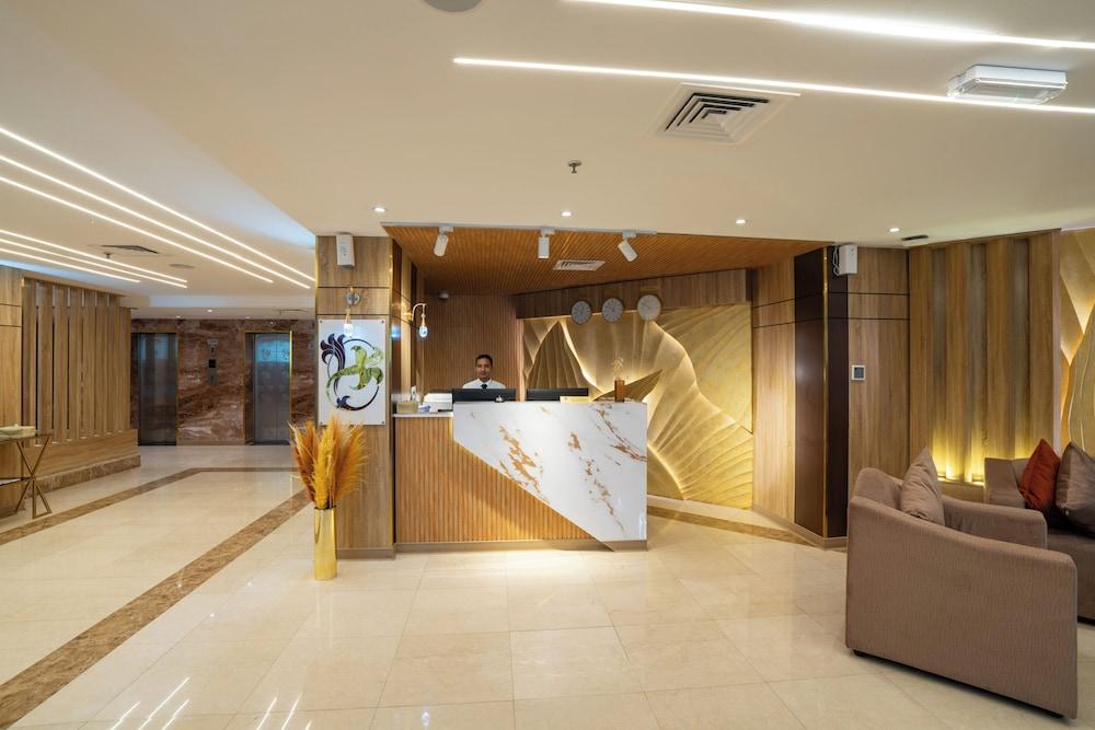 فندق بلازا أثيني