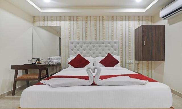 Hotel Bright Airport Zone Shamshabad