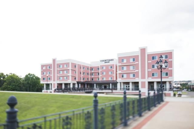 كورت يارد باي ماريوت روم