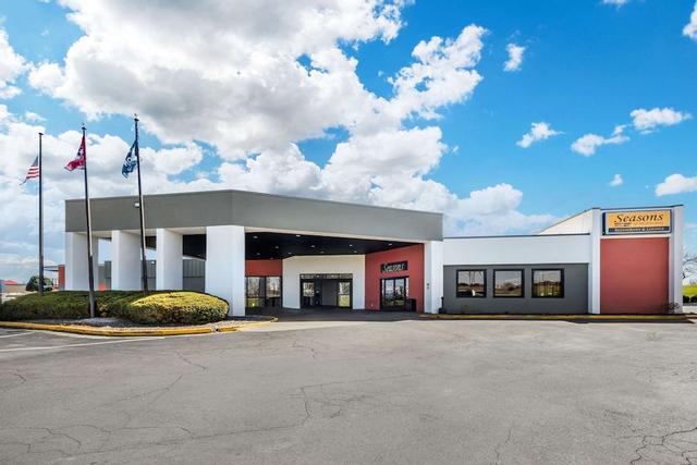 كلاريون إن مورفريسبورو أولد فورت ايك وي