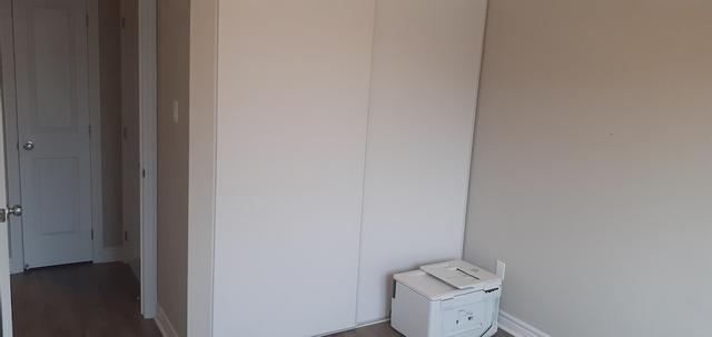 ألجونكوين دايلي آند مونثلي رومز