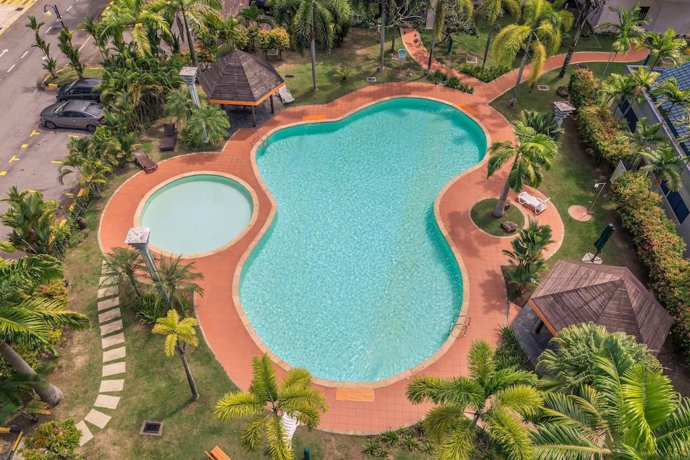 ريمبون سويتس آند ريزيدنسيز