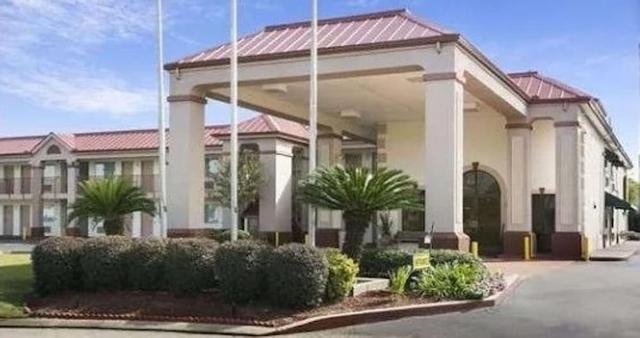 ستاي ويل سويتس