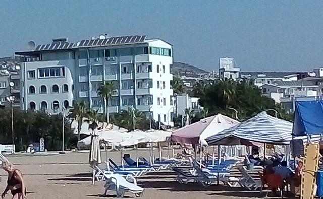 Has Hotel