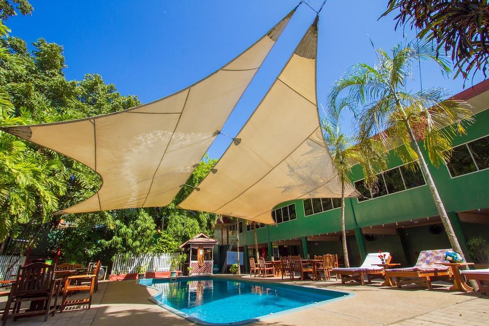 ذا هايداواي هوتل