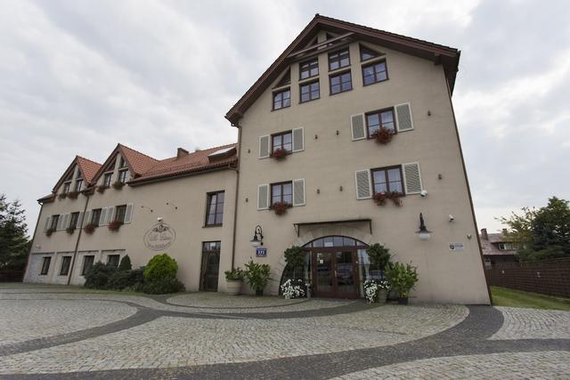 فيلا إستيرا - هوتل آند ريستاوراتسيا