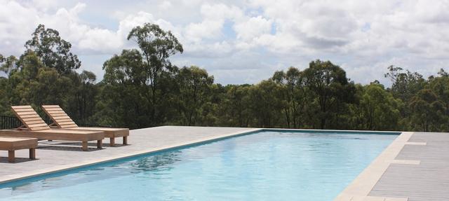 واين كنتري فيلاز