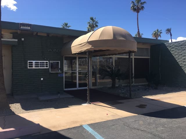 Palm Shadow Inn