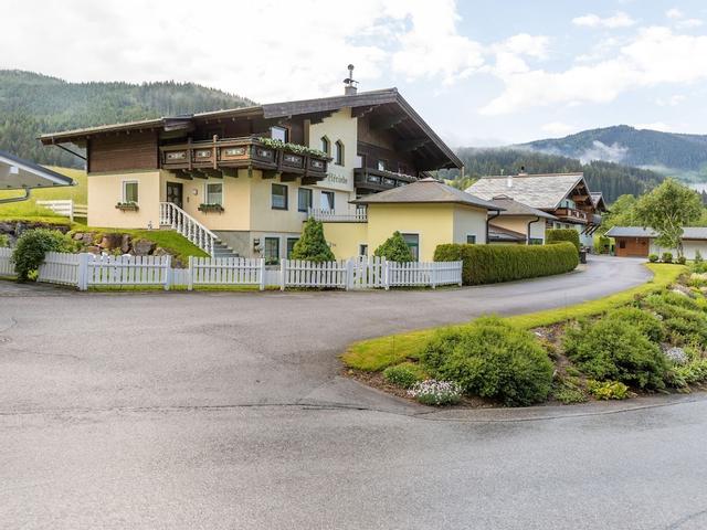 Gorgeous Mansion in Filzmoos Near Ski Area