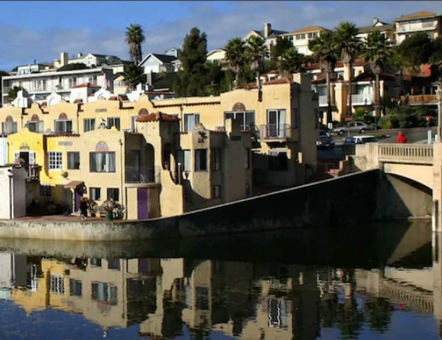 كابيتولا فنيشن هوتل