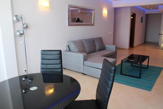 1E Pescadores by Casas & Papéis