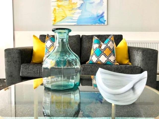 Modern Apartment in Glasgow With Terrace