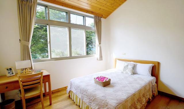 ريد بريك فيلاز