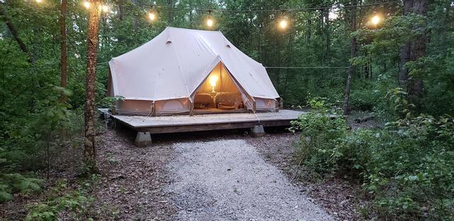 ساسي سبرينجز ريتريت