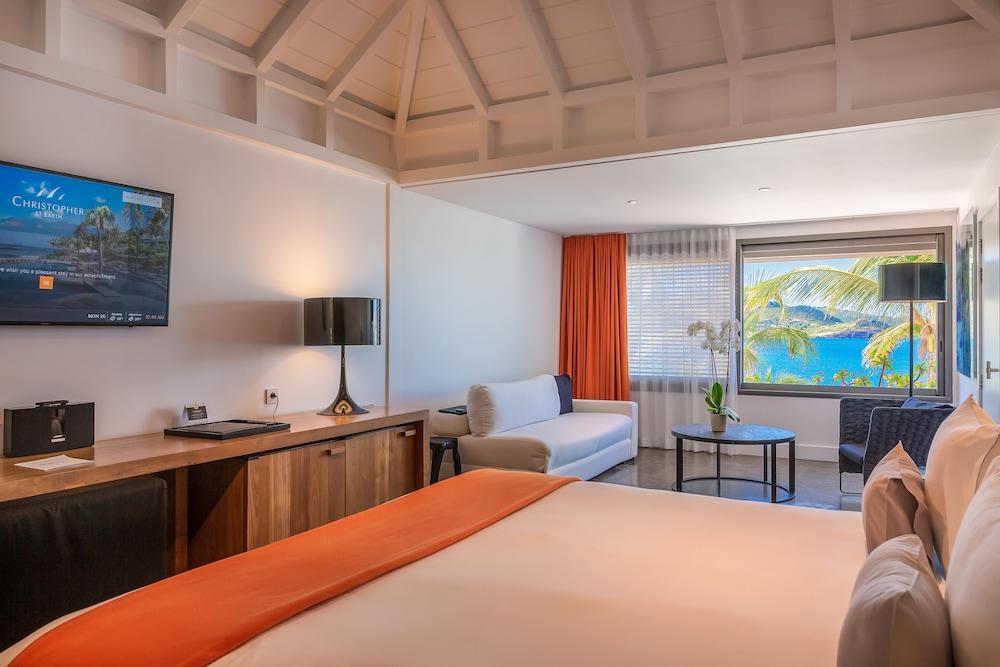 كريستوفر هوتل