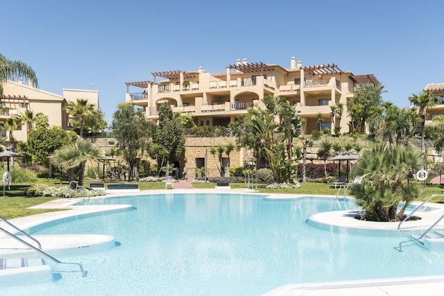 كوارتيرز ماربيلا أبارتمنتس