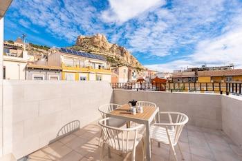 Apartamentos Quijano by Be Alicante