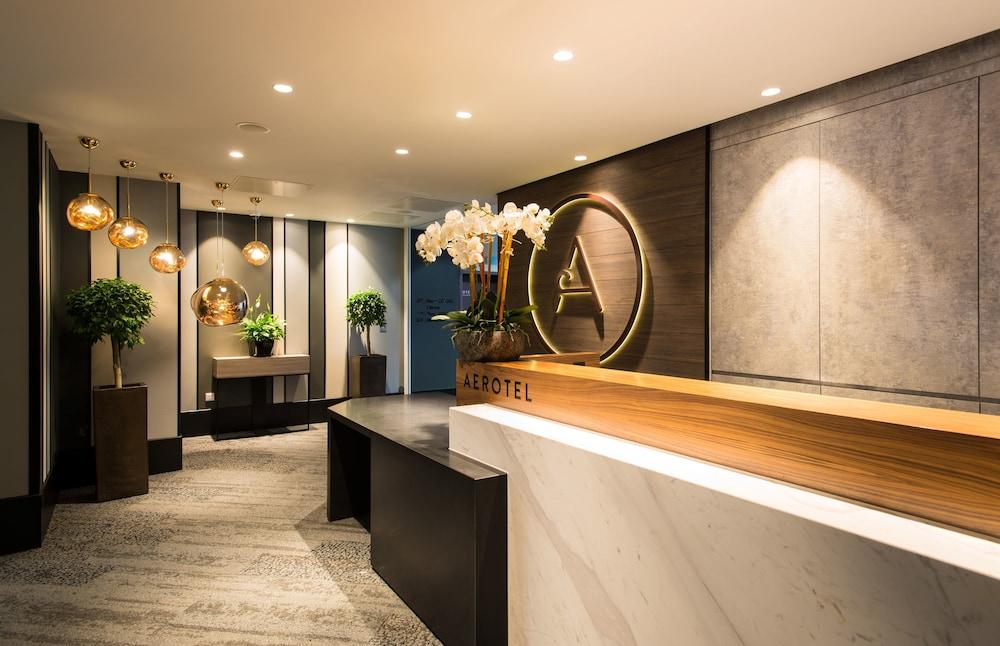 أيروتل لندن هيثرو أيربورت تيرمينال 2 3