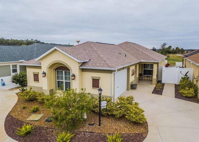 فيستريدج أفينيو 3490 باي وايت بيليكان في آر