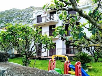 Rooms & Apartments Vukasovic