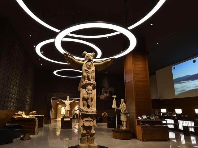 ليك أكان تسوروجا وينجز