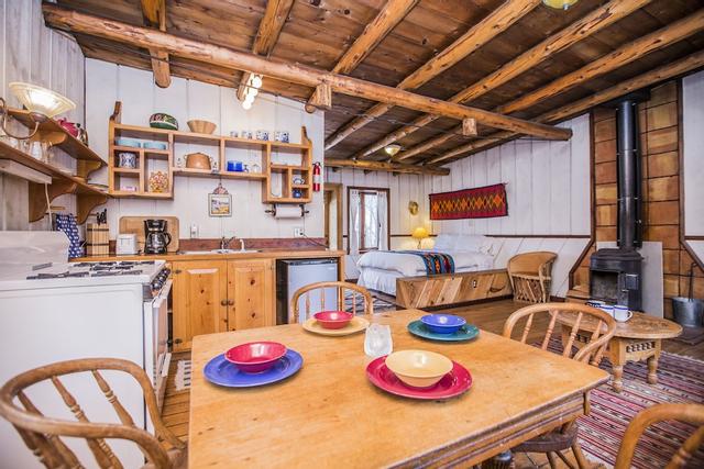 تاوس جوجي فارم آند إيكو لودج ريتريت