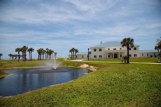 أوشن مانشن أون ذا بيتش، برايفت بول، هوت توب