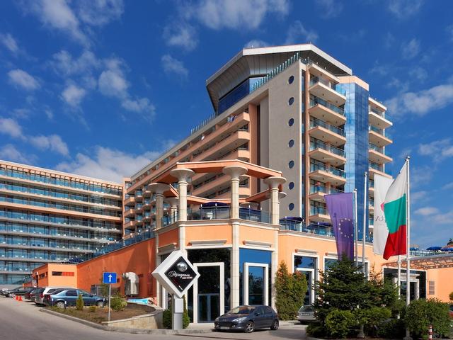 أستيرا هوتل آند سبا