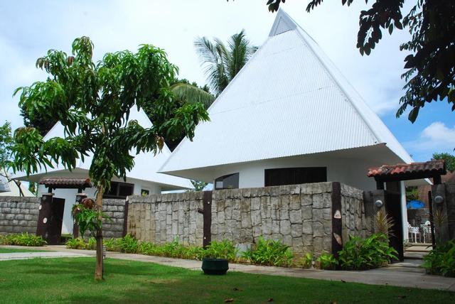 Cordova Reef Village Resort
