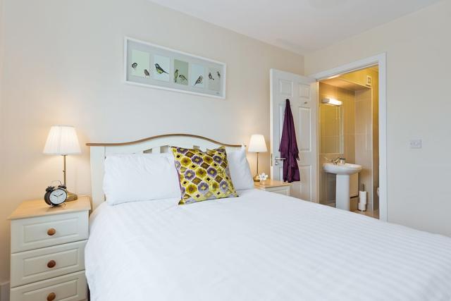 Pearse Street Suites