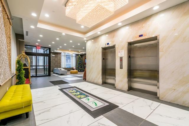 هوتل لو تاب جاي إف كاي آيربورت