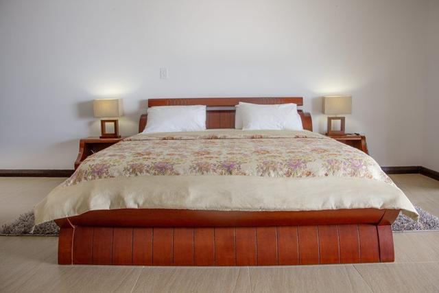 ريز أبارت هوتل