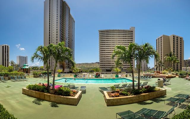 Hawaiian Sun Holidays